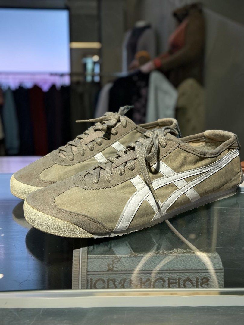 Onitsuka Tiger Mexico 66 “Simply Taupe” (Category: Sneakers) located in Caloocan City. Submitted by marcapina2211 (Listing ID 1466903169, Image 3). Description: Onitsuka Tiger Mexico 66 “Simply Taupe” Size: 10US 28CM 🏷️Price: ₱1,350 ONLY Issue: Minimal Yellowing Heel Drags and Scratches 📍North Caloocan.