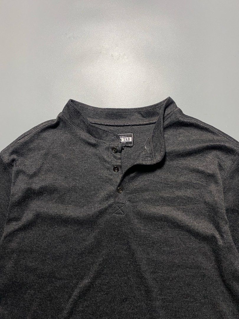 Open Tab Henley Longsleeve (Category: Tshirts & Polo Shirts ) located in Pasay City. Submitted by thrift.wards (Listing ID 1466923419, Image 3). Description: color charcoal grey size large width: 21 length: 28 no issue.