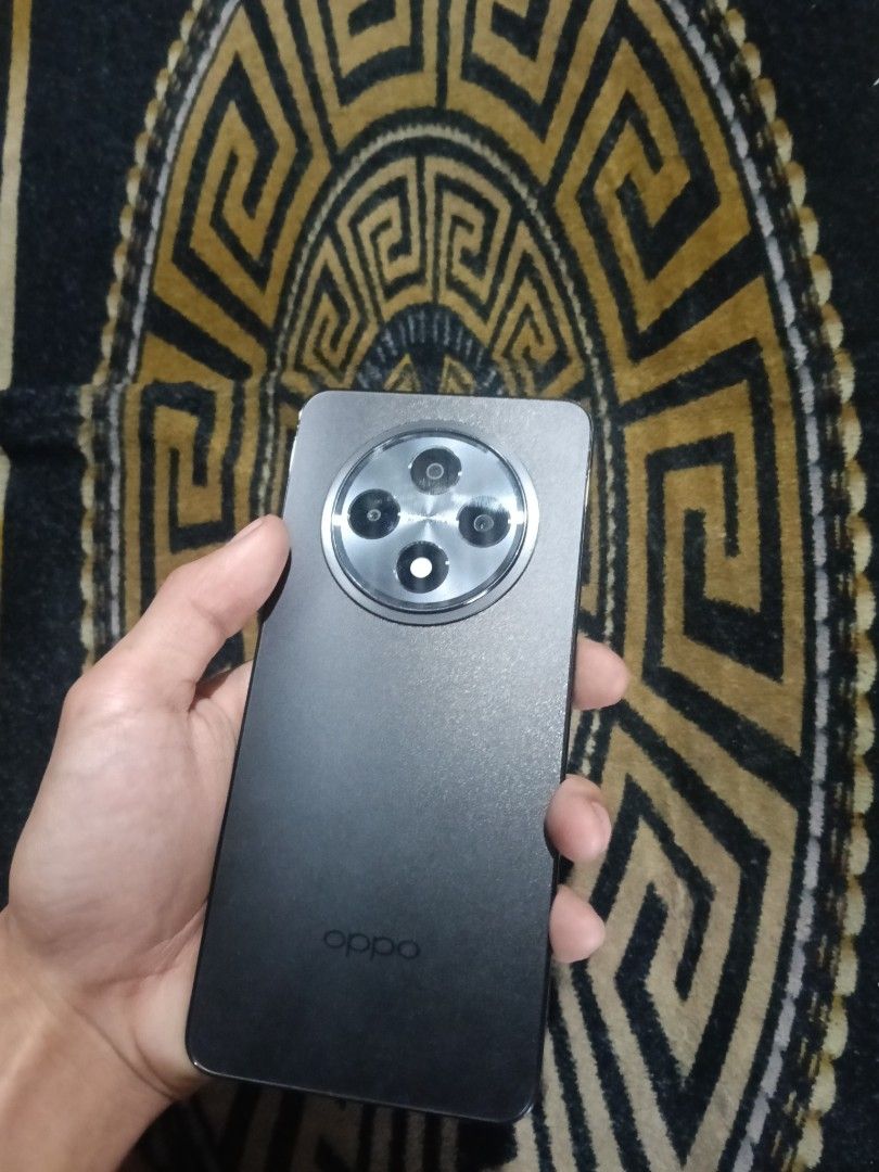 Oppo Reno 12f (Category: Early Generation Mobile Phones) located in Manila. Submitted by david_c57612 (Listing ID 1466868779, Image 1). Description: OPPO Reno12 F 8GB RAM + 256GB Storage 6.67-inch FHD+ AMOLED Display 120Hz Refresh Rate 50MP Triple Rear Camera 32MP Front Camera 5,000mAh Large Battery 45W SUPERVOOC Fast Charging Qualcomm Snapdragon 685 Processor IP64 Dust and Splash Resistance In-Display Fingerprint Scanner Dual Stereo Speakers USB