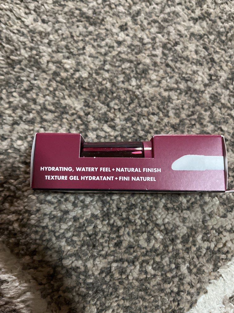 Original from u.s (Category: Makeup) located in Manila. Submitted by ty_imported_goods (Listing ID 1466816978, Image 2). Description: Original elf blush tint for lips and cheeks from u.s.