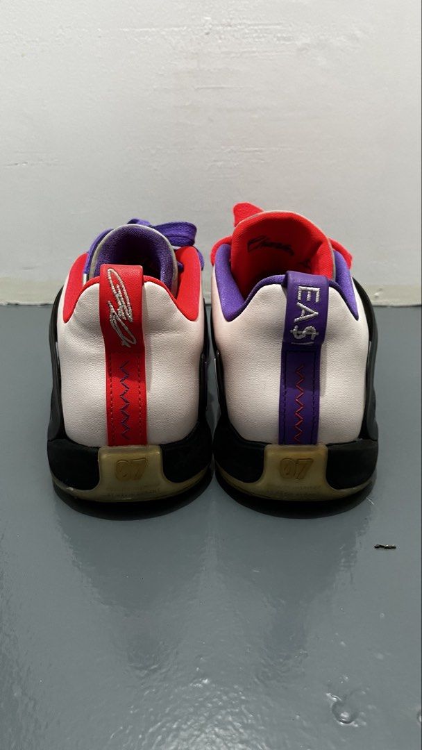 Original KD15 9th Wonder with receipt and box (Category: Sneakers) located in Manila. Submitted by bromakino (Listing ID 1466886781, Image 3). Description: Nike KD 15 “9th Wonder” – Size EU 43 / US 9.5 Excellent condition, rarely used. 100% original from Foot Locker, complete with box and receipt. Price: ₱2,900 Reason for sale: Decluttering FREE: Kyrie 5 (no laces) Message me if interested!.