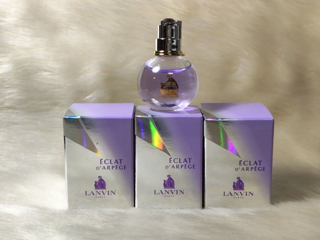 Original Lanvin Eclat EDP 4.5ml. (Category: Fragrance & Deodorants) located in Quezon City. Submitted by docshop.orig (Listing ID 1466792489, Image 1). Description: 🌺 A floral-fruity, clean scent perfect for everyday wear. Perfect for Philippine weather..