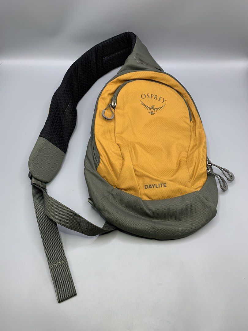 Osprey Daylite Crossbody Bag (Category: Sling Bags) located in Bulacan. Submitted by ridersthrift_ph (Listing ID 1466852996, Image 1). Description: Authentic 5Liters Daylite Crossbody Bag Has Multiple Compartment Adjustable Water Repellent Like New Condition No flaws Gcash Payment Bulacan 📍.