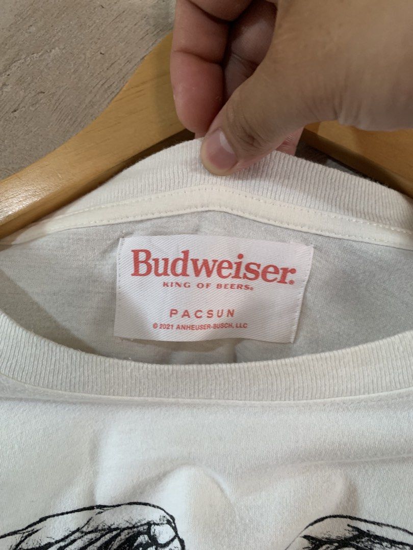 Pacsun budweiser (Category: Activewear) located in Famy. Submitted by stuffxsogood. (Listing ID 1466855002, Image 3). Description: Pacsun budweiser Medium 21.5x26.5 Good as new.