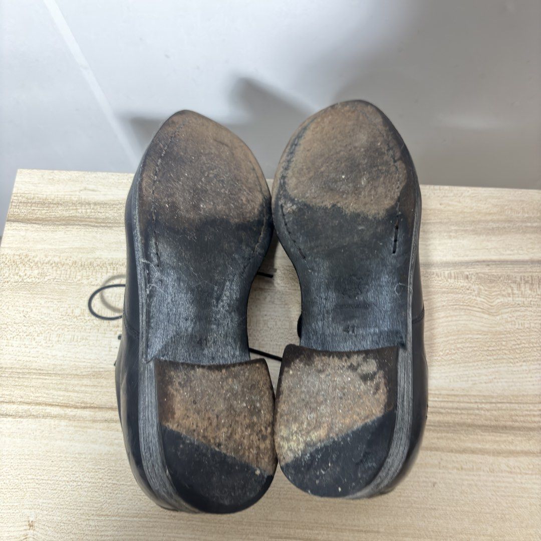 Padrone high standard line black derbies (Category: Dress Shoes) located in Baguio. Submitted by jimbles_28 (Listing ID 1466914538, Image 3). Description: Tagged size 41 (can fit 41.5- 42) *Issues- heel drag, toe drag, needs reconditioning .