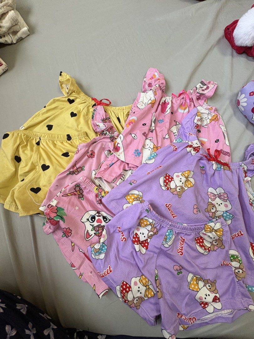 Pambahay terno (Category: Babies & Kids Fashion) located in Quezon City. Submitted by sailormooooo (Listing ID 1466923337, Image 2). Description: - Bundle of 3 cute toddler pajama sets - 1yr old.