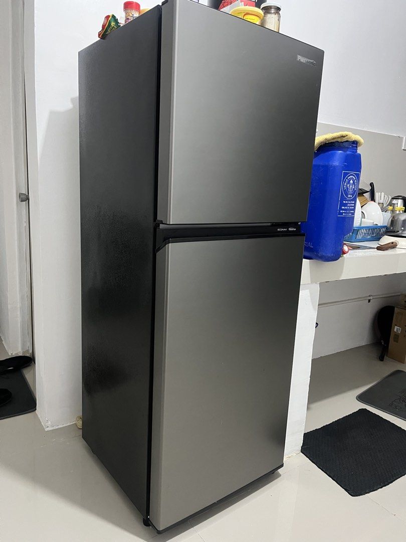 Panasonic Econavi Inverter (2-Door) (Category: Refrigerators and Freezers) located in Manila. Submitted by nahediata34399 (Listing ID 1466812523, Image 2). Description: 📣 𝐒𝐞𝐥𝐥𝐢𝐧𝐠 𝐌𝐲 𝐏𝐞𝐫𝐬𝐨𝐧𝐚𝐥 𝐑𝐞𝐟 ❄️ Panasonic Econavi Inverter 2-Door Top Mount Refrigerator ✨ 8.6 Cubic Feet ✨ No Frost ✨ Under Warranty (With Receipt) ✨ No Issue, No Dents (Makinis) ✨ Lightly Used (Bought Last June 2026) ✨ Complete Shelves, Egg Tray and Ice Maker ✨