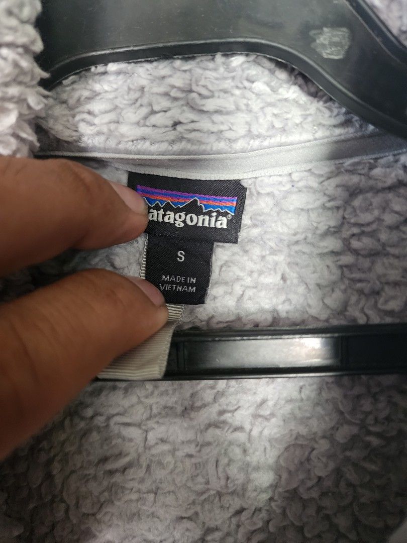 Patagonia fleece jacket (Category: Coats, Jackets and Outerwear) located in Real. Submitted by raphy2019 (Listing ID 1466786269, Image 3). Description: .