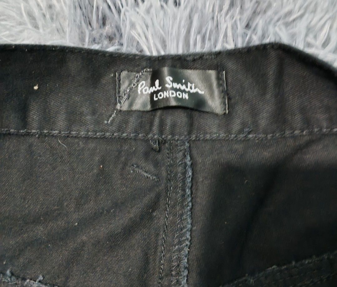 paul smith short (Category: Shorts) located in Magalang. Submitted by trendz67271 (Listing ID 1466969757, Image 3). Description: once lng nagamit like new pa bought from abroad size 32.