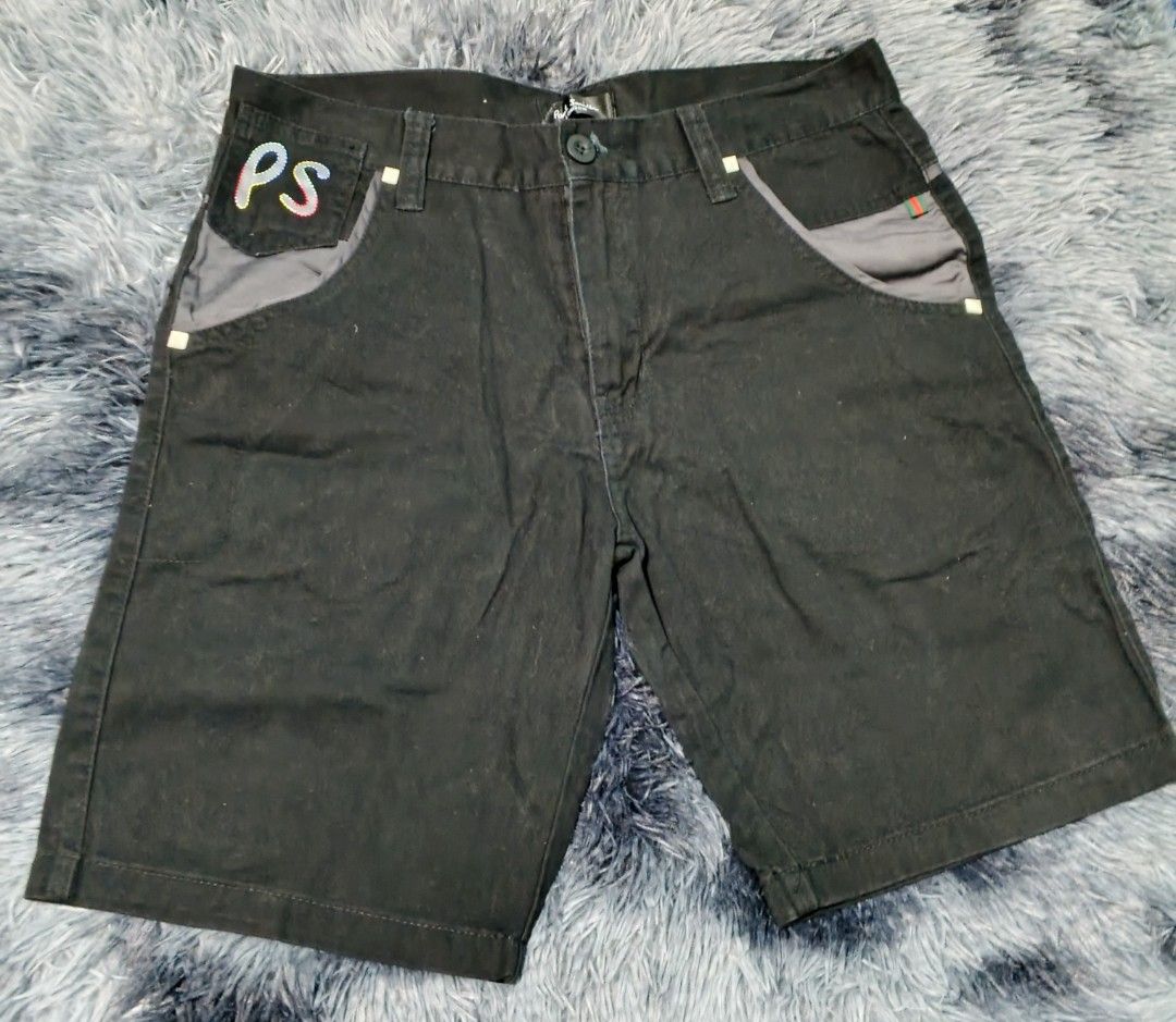 paul smith short (Category: Shorts) located in Magalang. Submitted by trendz67271 (Listing ID 1466969757, Image 1). Description: once lng nagamit like new pa bought from abroad size 32.