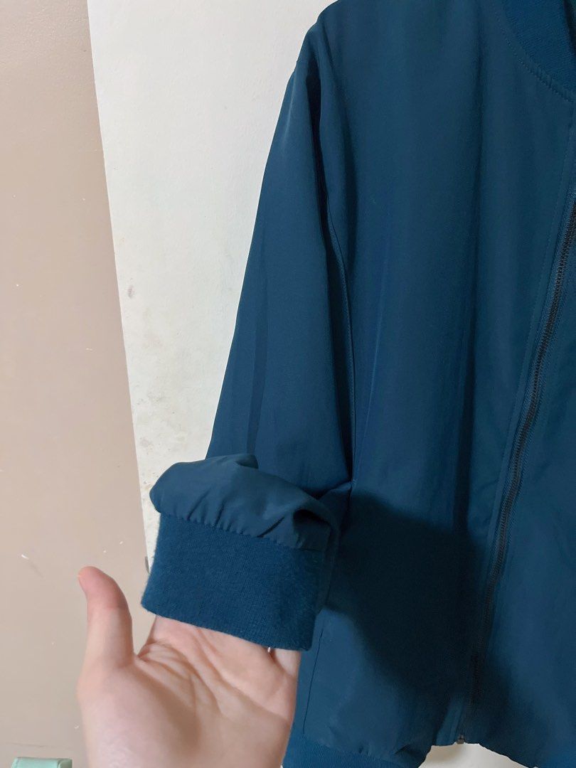 Penshoppe Teal Bomber Jacket Size M Regular (Category: Coats, Jackets and Outerwear) located in Manila. Submitted by _preciousfinds.2 (Listing ID 1466918730, Image 3). Description: - Brand: Penshoppe - Style: Bomber jacket - Color: Dark teal green - Size: Medium (Regular Fit) - Ribbed collar, cuffs, and hem to block the wind - Full front zipper closure - Smooth outer shell with clean interior lining - Classic minimalist design, great for layering