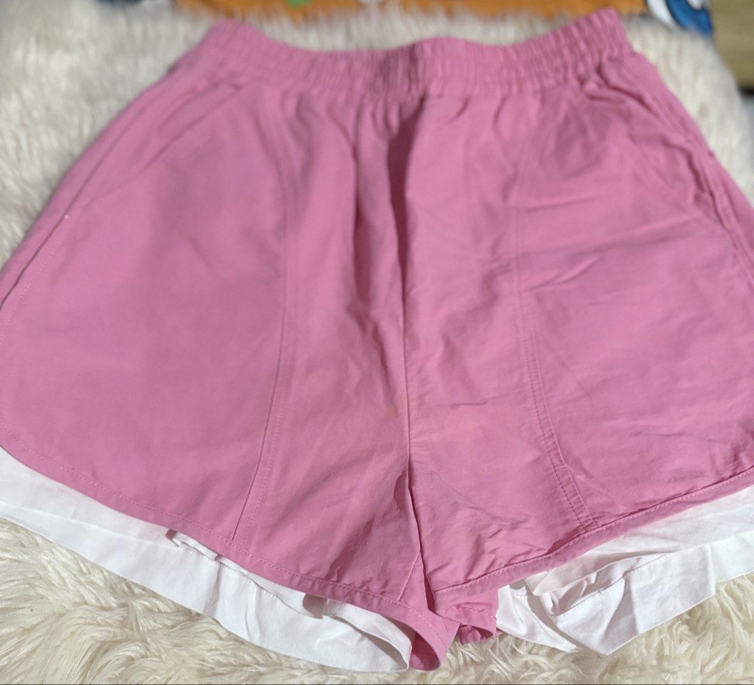Pink Short (Category: Shorts) located in Aglipay. Submitted by nnayam23_05 (Listing ID 1466882158, Image 2). Description: Makapal Paramg doble Good for jogging use .