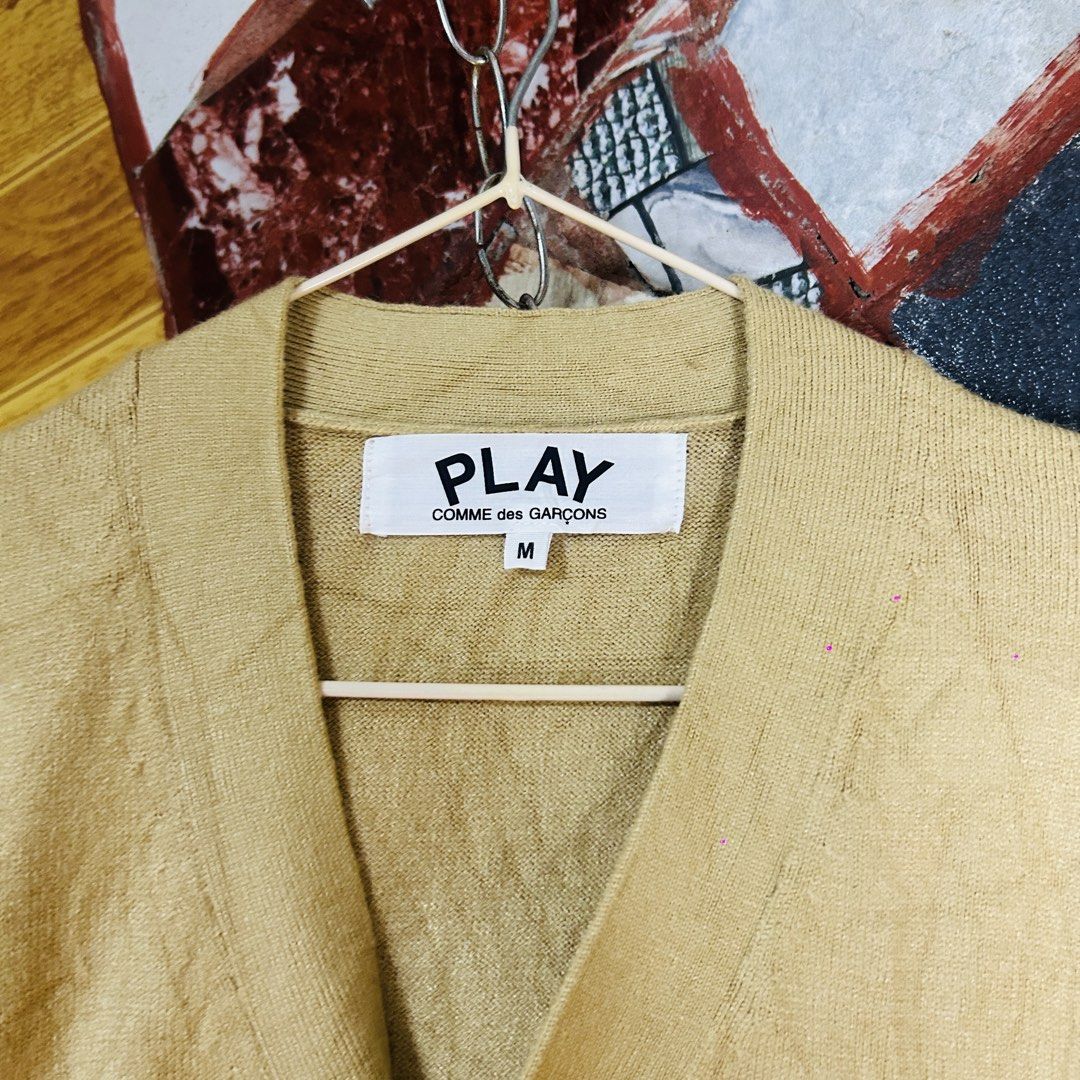Play cardigan (Category: Luxury Apparel) located in Baguio. Submitted by kckc_luxury (Listing ID 1466902566, Image 3). Description: 🌸 TINY PINK SPOTS ARE LENS DAMAGE, NOT CLOTH STAINS ————————— ❗️KINDLY READ BEFORE MAKING AN OFFER❗️ LISTING DETAILS size:Large width x length (inches):24x29 condition: EXCELLENT --- MOP: Gcash / BPI MOD: J&T / JRS LOCATION: Baguio City --- NOTE: • Manage your expectations • Photos did not go under any edit but colo
