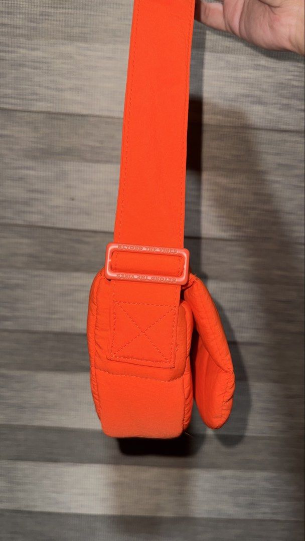 Pocket Poofy in Red (Category: Cross-body Bags) located in Taguig. Submitted by declutter67 (Listing ID 1466951910, Image 2). Description: Beyond the Vines Pocket Poofy in Red (but it looks like orange) Good condition Used 3x Orig Price: ₱2,890 RFS: DECLUTTERRING .