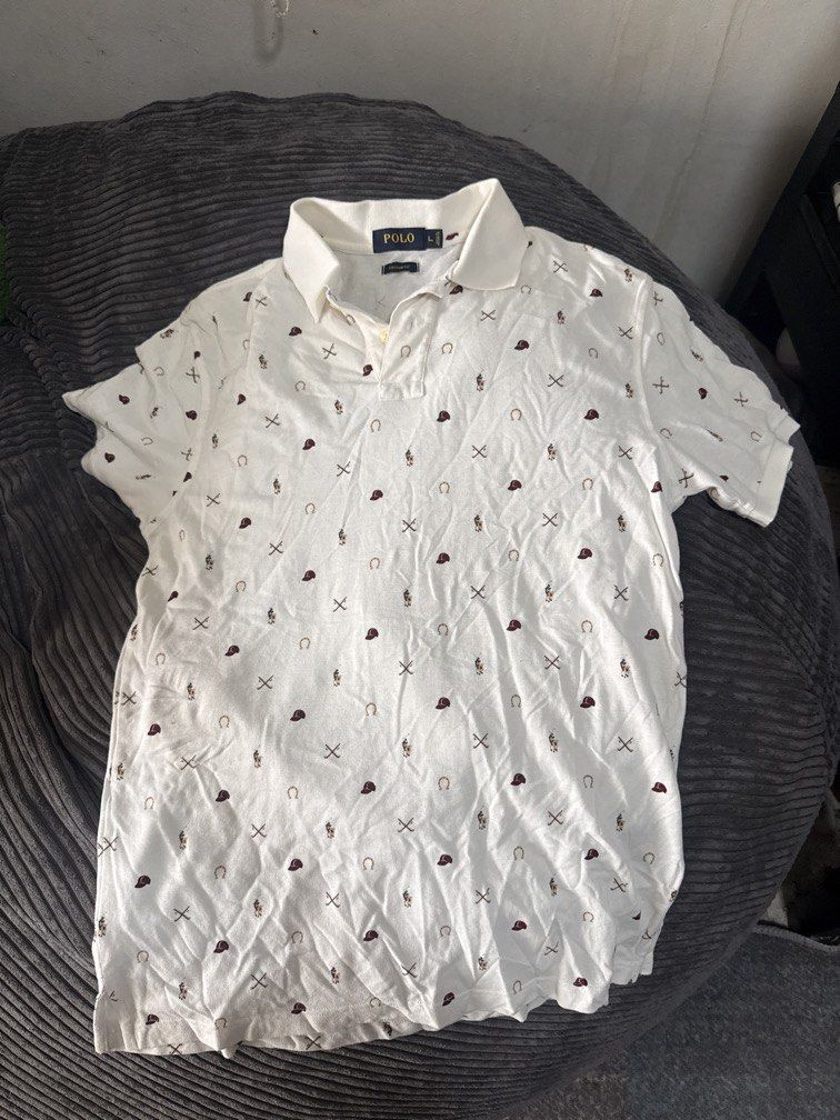 POLO RALPH LAUREN COLLAR SHIRT (Category: Voice Recorders) located in Angeles City. Submitted by migs_font29 (Listing ID 1466778330, Image 1). Description: LOOKS NEW.
