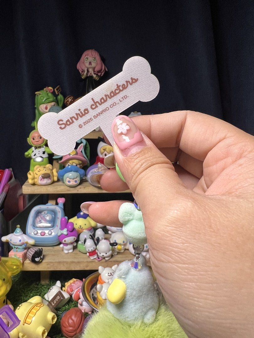 Pompompurin Phone Charm (Category: Character Goods) located in Santa Ana. Submitted by yanyanxvii (Listing ID 1466950002, Image 3). Description: .