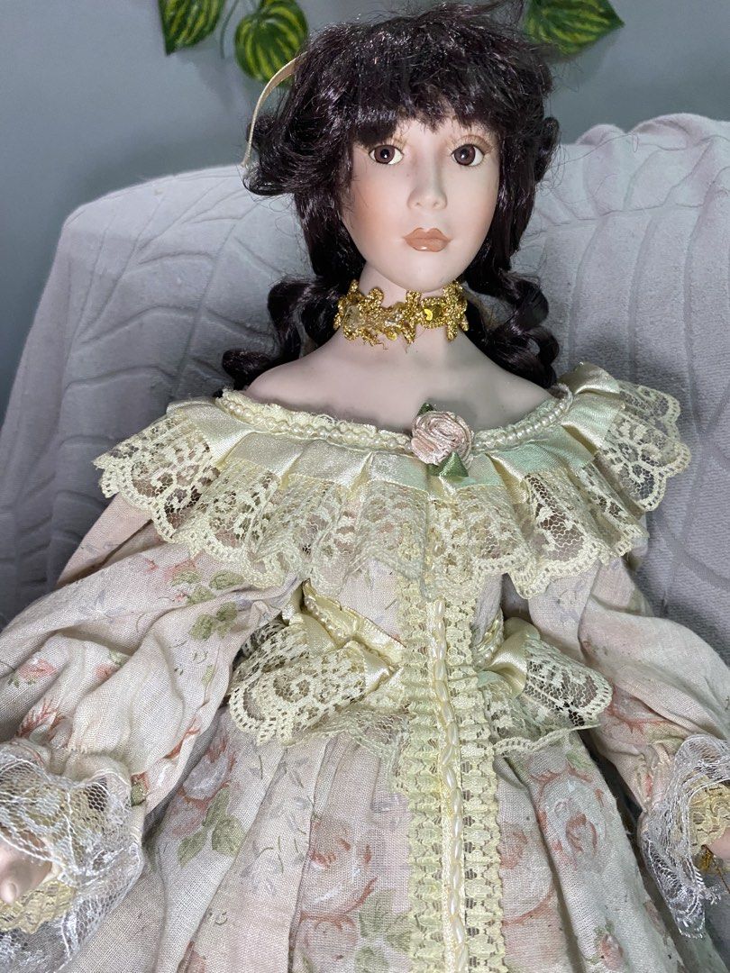 Porcelain doll 20 inches (Category: Action & Battle Toys) located in Batangas. Submitted by menema (Listing ID 1466801160, Image 1). Description: 1500 20 inches Porcelain doll paradise galleries With stand soft body Good condition GCash payment Jnt courier No filter photo What u see is what u get.