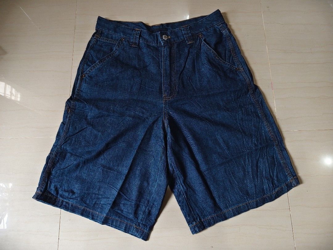 Prada Jorts (Category: Shorts) located in Iloilo. Submitted by branded-boy0422_16 (Listing ID 1466776622, Image 1). Description: W: 32-33 L: 22 1/2 Hem: 12 Good as new No issue.