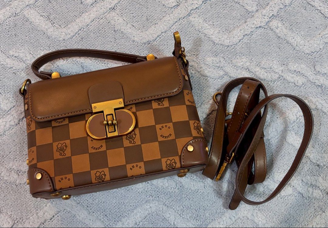 Pre-Loved Bags (Category: Luxury Bags & Wallets) located in Antipolo. Submitted by jeysabel (Listing ID 1466775168, Image 3). Description: Take all or just select what you want and message me. .