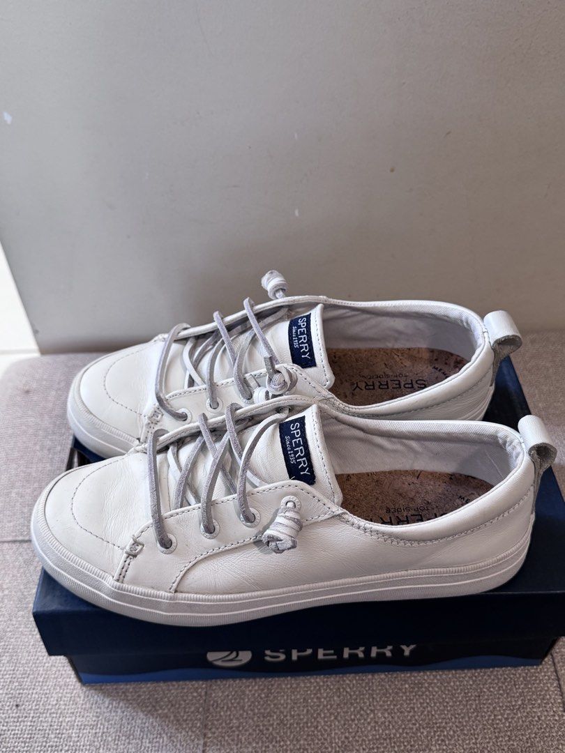 Preloved Sperry Crest Vibe Leather White US6 (Category: Sneakers) located in Angeles City. Submitted by shamiescorner (Listing ID 1466866709, Image 1). Description: Preloved Sperry Crest Vibe Leather White 📏 US6 / EU36 / 23CM / UK3.5 🏷️₱2,000 💯Authentic ✔️with box, no flaws 📍Angeles City, Pampanga ‼️SF not yet included - to be shouldered by buyer.