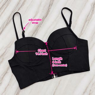 (Category: ) located in . Submitted by clearingmywardrobe_620 (Listing ID 1466839430, Image 1). Description: .