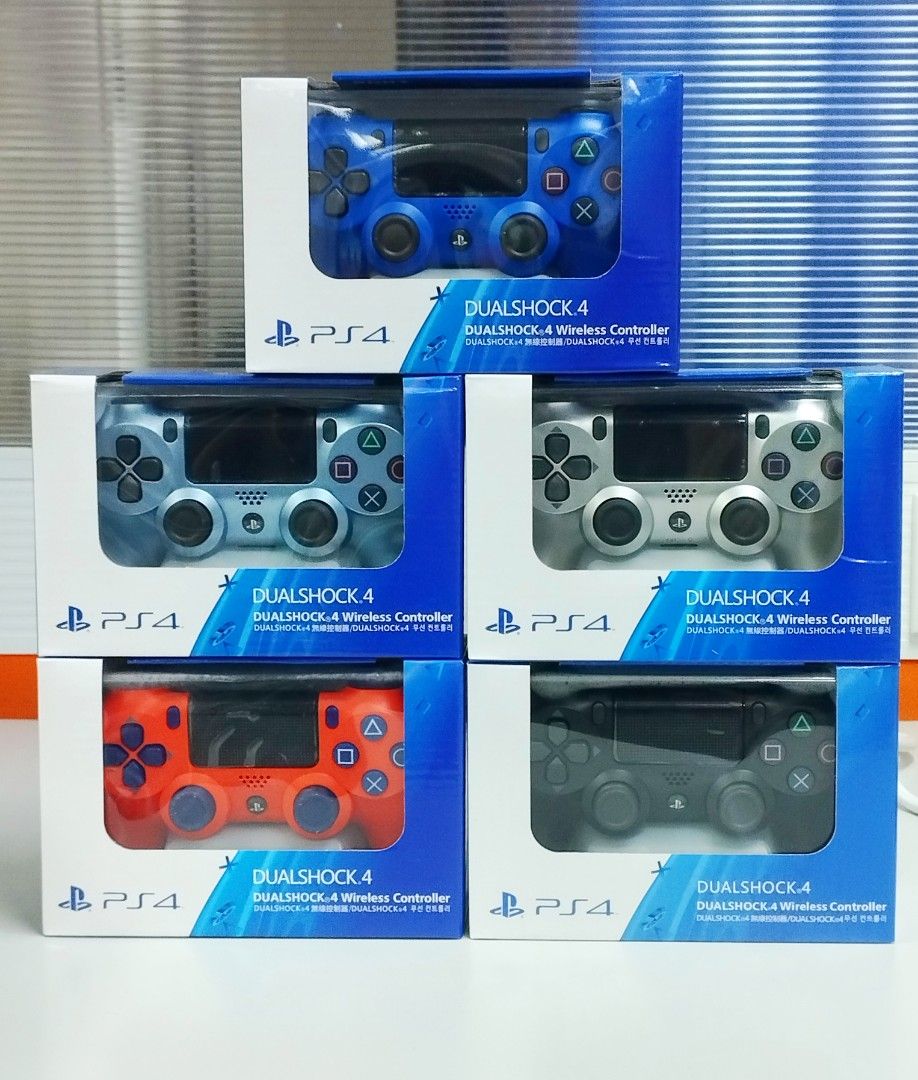 PS4 Compatible Wireless Controller – [NEW] (Category: Controllers) located in Kuala Lumpur. Submitted by kamalanuar (Listing ID 1466775525, Image 1). Description: PS4 Compatible Controller [BRAND NEW] Brand new controller suitable for PS4. Colour : Multi Colors RM 70 Package Includes : - 1 X DS4 Controller 1 X USB Cable 📍Self Pick Up At Bandar Sri Damansara. Lalamove/GrabExpress Available. 0️⃣1️⃣8️⃣4️⃣0️⃣0️⃣5️⃣8️⃣9️⃣8️⃣ #Trustedseller #PS4OEMCon