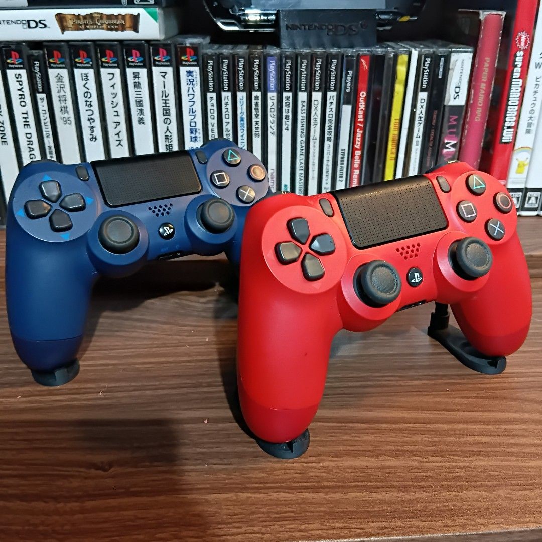 PS4 Controller Dualshock 4 (Category: Controllers) located in Bacoor. Submitted by labgames (Listing ID 1466889698, Image 1). Description: Defective, As is. No warranty. OEM No time to test again. P399 for both. Loc: Bacoor Lalamove, LBC, pick up ONLY MOP: GCash or Cash upon pick up.