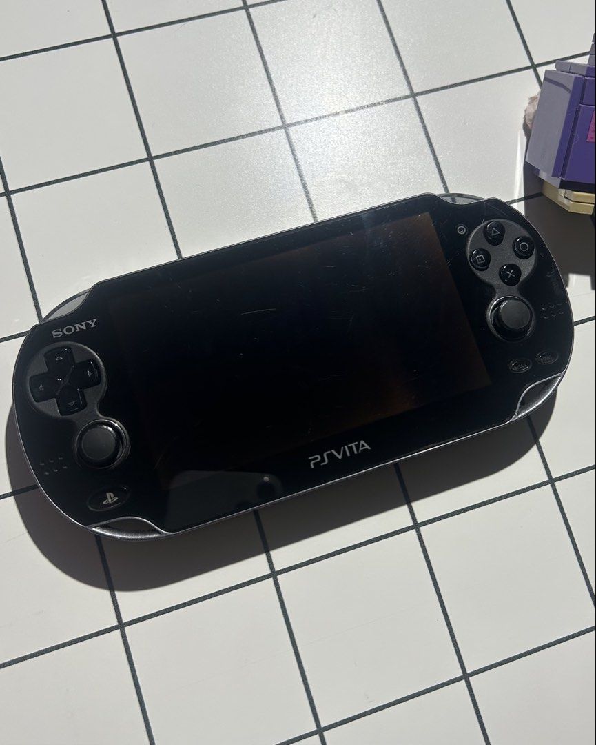 Ps vita 1000 oled phat (Category: PlayStation) located in Manila. Submitted by quincy.67 (Listing ID 1466890380, Image 2). Description: Rush selling ps vita oled!! Need funds for tuition, help a student out^^ Powers on and works great; light surface scratches on screen and slight oled burn and minor scuffs on the back panel, no issues aside from that^^ Includes charger, 8GB memory card, and SD2VITA micro SD adapter and free Ultimate Marvel vs. Ca