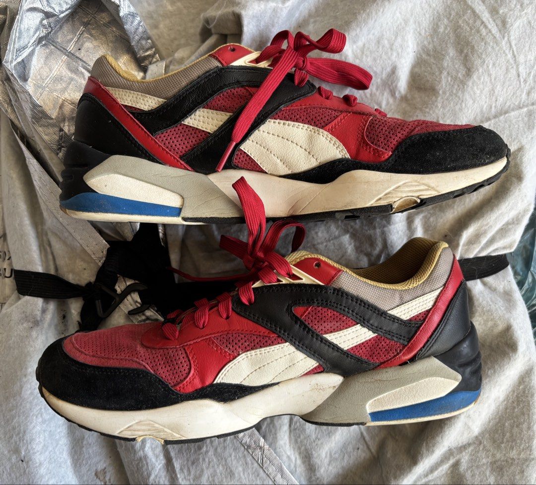 Puma R698 Flag Barb Cherry (Category: Sneakers) located in Marikina City. Submitted by maobuysstuff (Listing ID 1466969408, Image 1). Description: Puma R698 Flag sneakers - Bought for ₱4,550 - Is a size 10 Mens but fits as US 9-9.5 Mens - Condition: Normal signs of wear on the outsole, needs a little bit of cleaning on the upper and midsoles. - Comes with the original green Puma shoebox.