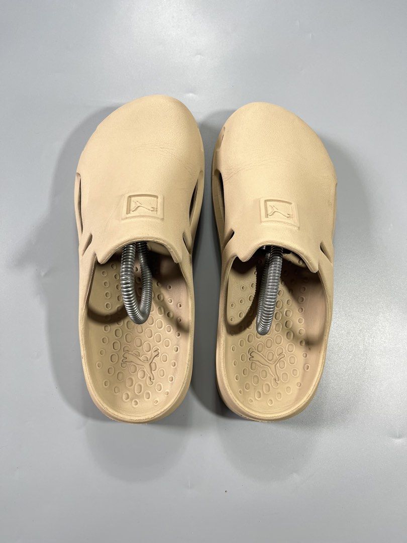 PUMA SHIBUI MULE (Category: Slippers & Slides) located in Pagadian. Submitted by criss_johnn (Listing ID 1466794317, Image 3). Description: PUMA SHIBUI MULE 8 us 41 eur 26 cm Excellent to as new Thrifted pair Authentic No major issue -Issue nya walang strap sa likod, but mas maganda siya pag walang strap✨ ₱1000shipped✈️ (NEGO BASTA SURE BUYER).