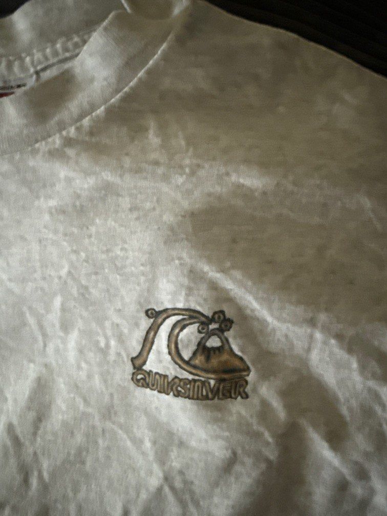 QUICKSILVER GRAY SHIRT (Category: Announcements) located in Angeles City. Submitted by migs_font29 (Listing ID 1466804284, Image 2). Description: .