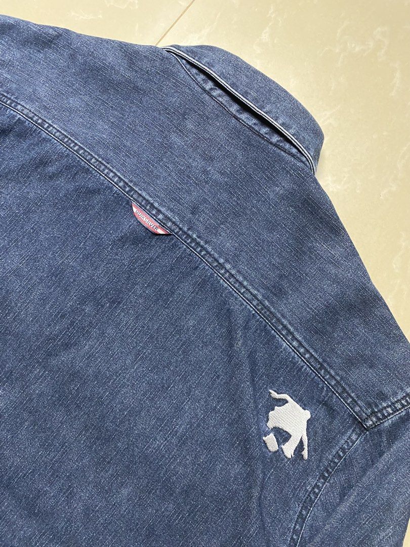 QUIKSILVER VINTAGE DENIM JACKET (Category: Coats, Jackets and Outerwear) located in Andop. Submitted by maikeygong (Listing ID 1466912615, Image 3). Description: SIZE XLARGE NO MAJOR ISSUE 25x30 .