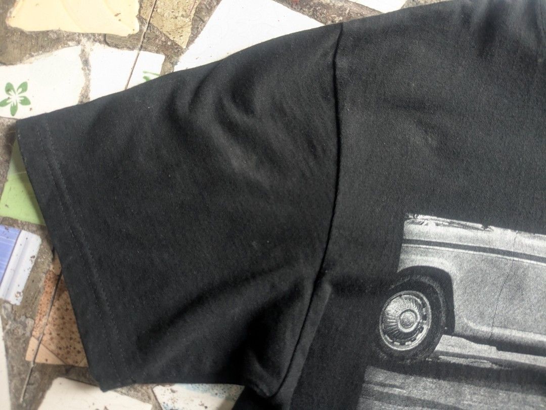 rage against the machine tshirt black medium (Category: Tshirts & Polo Shirts ) located in Manila. Submitted by ltdshop808 (Listing ID 1466389136, Image 3). Description: rage against the machine tshirt black medium wyswyg used Great condition thick fabric no damage silkscreen print cut tags with back hit unisex size medium price 2499 payment via gcash.