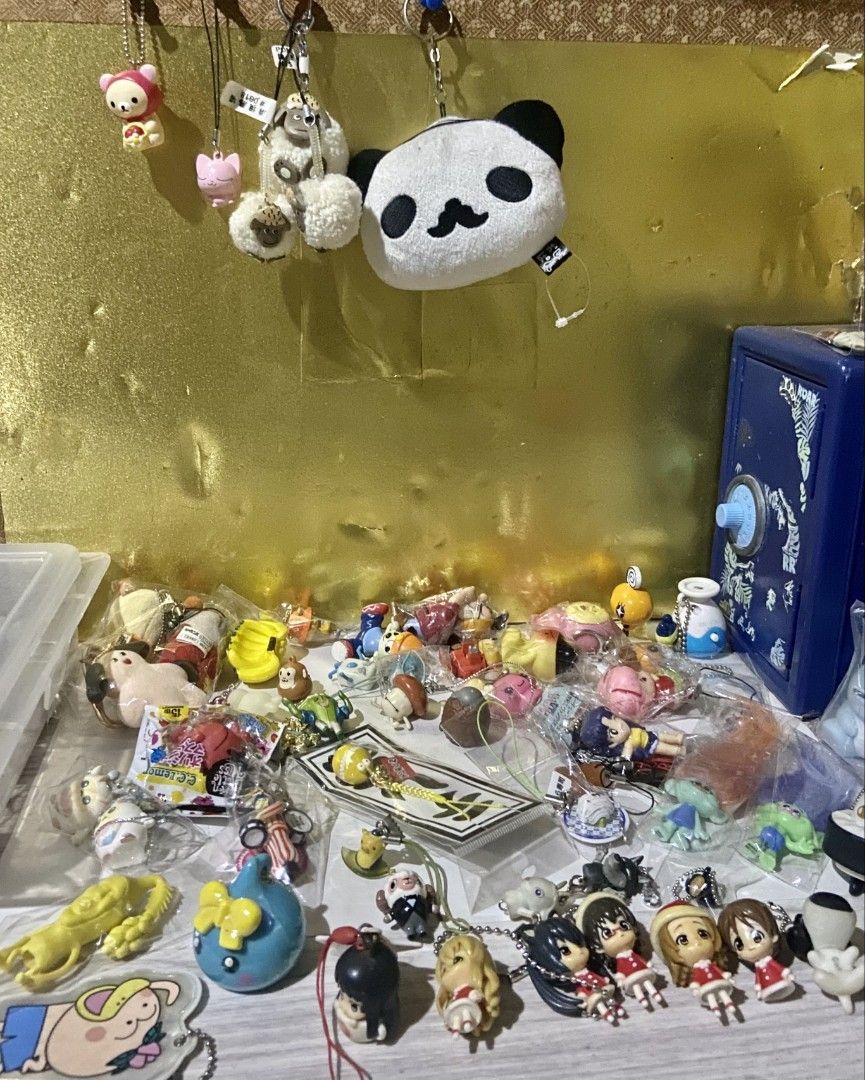 Random ALL Authentic Collectible Keychains | Phonestrap | Keyring | Charm | Trinket (Category: Announcements) located in Binan City. Submitted by aaa_llliyahhh (Listing ID 1466907847, Image 1). Description: PRICE STARTS @ ,65 • K-On • Hoppe Chan • Sin-Chan • Tamagotchi • Ito-En • Playstation 2 • Sanrio Hello Kitty ; My Melody; Kerokerokeroppi • San-X • Chiikawa • Kewpie • Coca-Cola • Sumikko Gurashi • Kenelephant • Trolls • Dragon Quest • Yokai-W