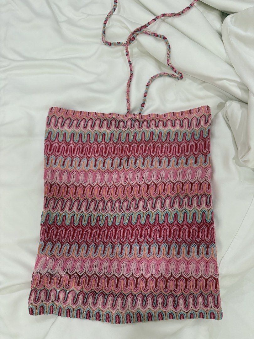RARE BRANDNEW subdued top (Category: Sleeveless) located in Quezon City. Submitted by emily_in_pariss (Listing ID 1466852816, Image 3). Description: Limited edition top! Only available in the website for a limited time and was able to get a hold of it!.