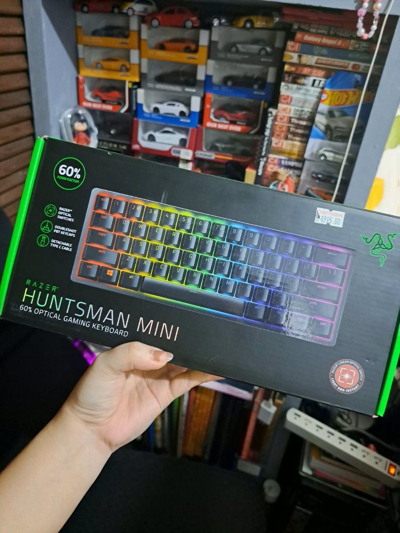 RAZER Huntsman Mini 60% (Category: Computer Keyboard) located in Quezon City. Submitted by kakyle02 (Listing ID 1466959029, Image 2). Description: RAZER Huntsman Mini 60% bagong bago pa ndi pa nagagamit inopen lng para tingnan negotiable pa pm lang meet up or delivery.