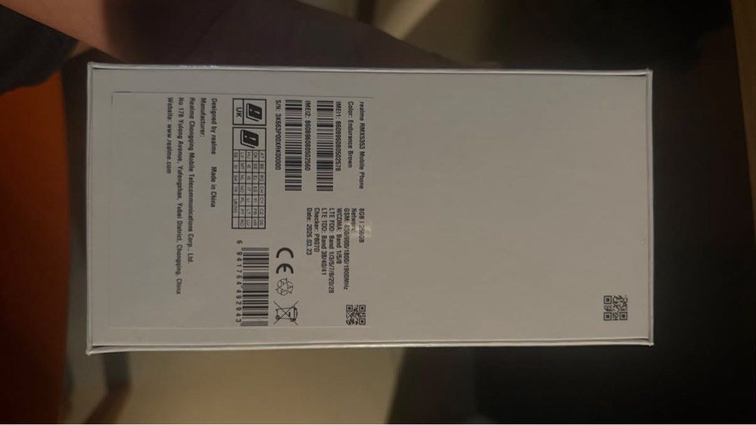Realme C100 (Category: Realme) located in Manila. Submitted by ghostrideblurr (Listing ID 1466933791, Image 2). Description: - Brand: Realme - Model: C100 - Storage & RAM: 256GB / 8GB - Color: Endurance Brown - Condition: Brand new, factory sealed box - Features: AI dual camera setup, sleek gradient back design - Meet-up location: España Grand Residences, Manila.
