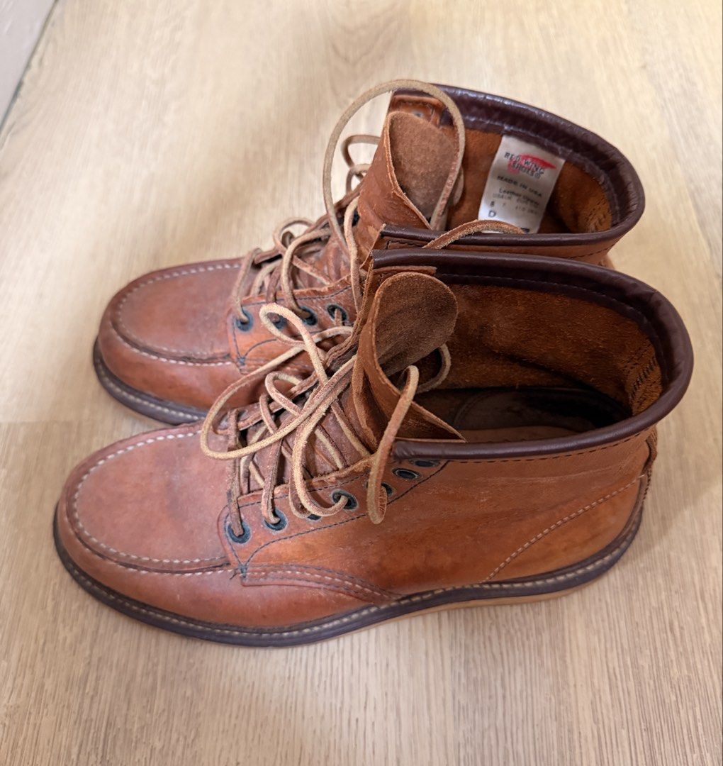 Red Wing 1907 未換過底 （分類：靴）位於 Hong Kong。 由 fung2655 提交（商品編號 1466884457，圖片 2）。簡介： Red Wing 1907 經典男裝皮靴，啡色皮革，USA製，size US 8 / EUR 41。皮質靚有質感，鞋底正常使用痕跡。百搭易襯 已買10零年，少着，仲係原裝鞋底，有keep住上油，因覺得太細所以想放。
