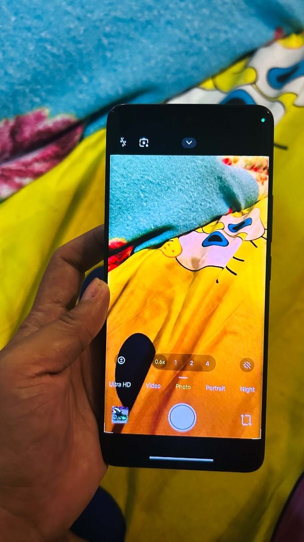 Redmi note 14 pro 5g (Category: Xiaomi) located in Caloocan City. Submitted by justinediaz (Listing ID 1466780586, Image 3). Description: redmi note 14 pro 56 89% bh makunat pa dimensity 7300 ultra good for games personal phone honest issue may maliit na dent sa screen, sobrang liit hindi noticeable, hindi nakakabawas sa performance, smooth pa rin walang green screen or dead pixel. nego pa po mga boss/madam.