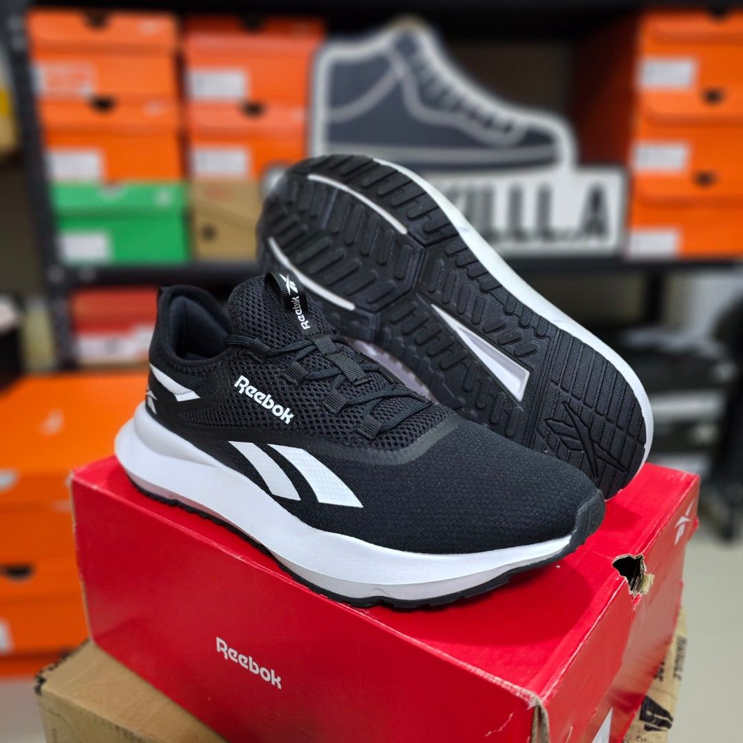 REEBOK CITY RIDE (Category: Sneakers) located in Ligao. Submitted by bboyemvil55654 (Listing ID 1466926761, Image 1). Description: 🔥RE3BOK CITY RIDE EasyRun Gym Walking, Jogging Trainer Comfy Regfit Neutral Dailywear Size: 9.5us/ 42.5euro mens (lastpair) ✅️ 2195.00 saleprice ❌️ 3595.00 srp FreeShippingNationwide😍 (Paymentfirst) Gcash/Maribank MOP ----------------------------------------------------- ✔️GuarateedAuthentic*100% ✔️BrandNew w/Box ✔️