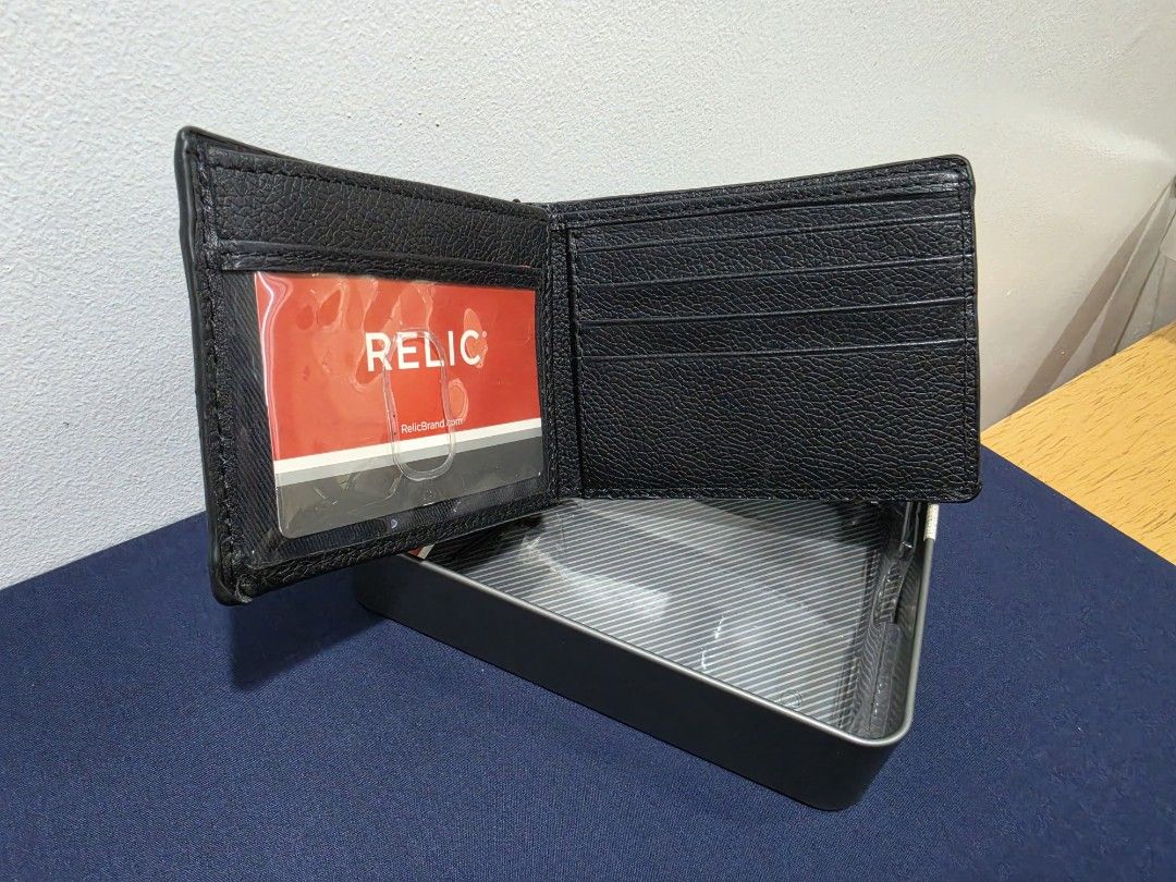 Relic bifold mens wallet (Category: Wallets & Card Holders) located in Makati City. Submitted by melissa12345 (Listing ID 1466853178, Image 2). Description: declutter. 👉Read me 1st 📍Brand new 💯 📍Items on hand ❌ No COD 🏦 MOP bpi/bdo/GCash/maya 📍No return no exchange 📍Payment 1st before delivery 💰Cashless transaction at this moment. ,.
