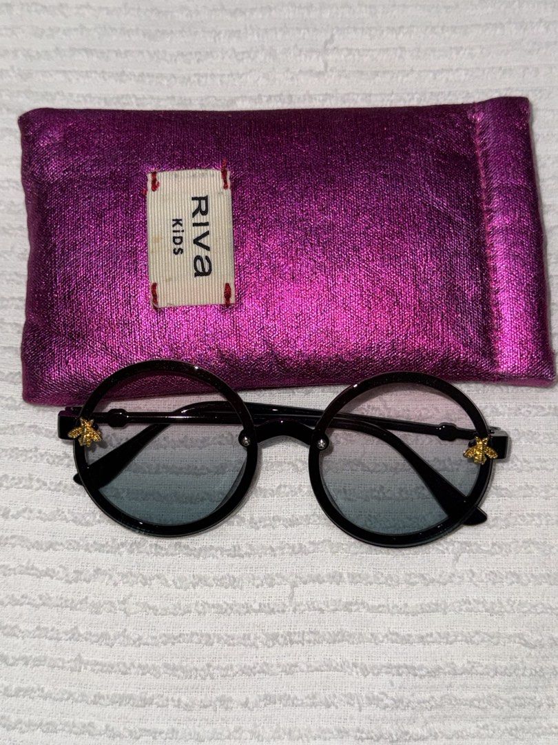 Riva Kids Sunglasses (Category: Babies & Kids Fashion) located in Naga. Submitted by sbcookieee (Listing ID 1466833018, Image 1). Description: .