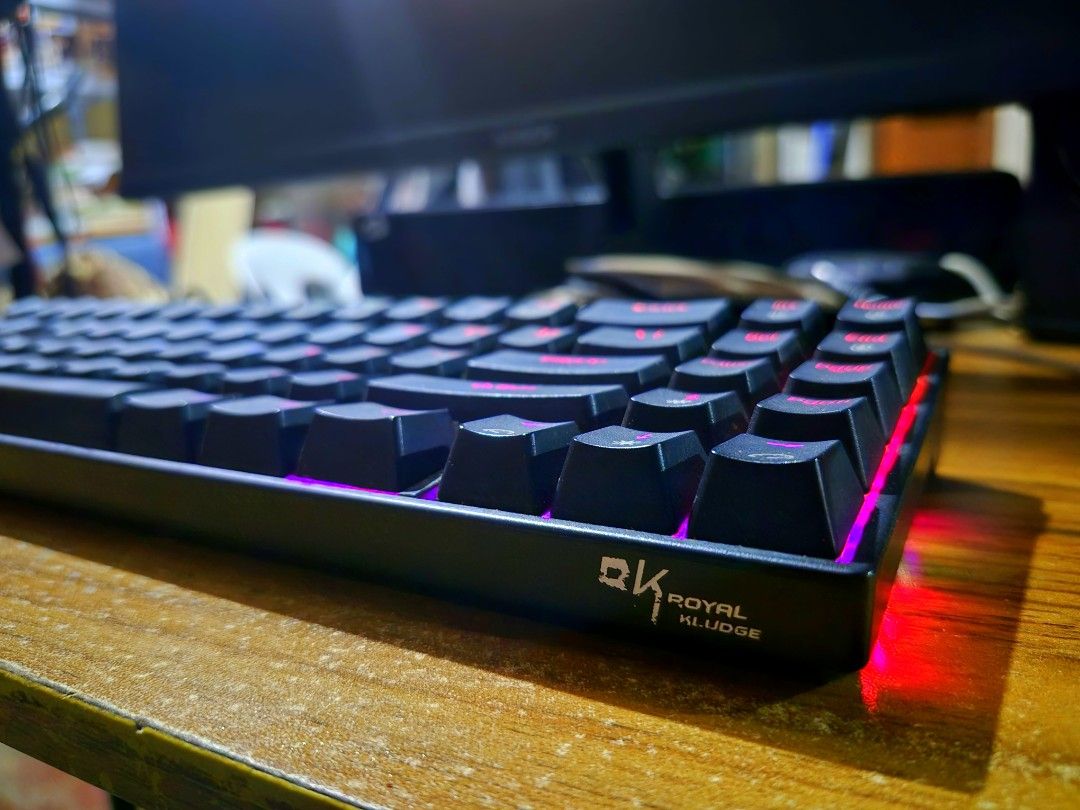 RK71 Royal Kludge (Category: Computer Keyboard) located in Quezon City. Submitted by marsowen1147373 (Listing ID 1466824317, Image 1). Description: - Color: Sleek black - Layout: Compact 68-key space-saving design - Connectivity: Wired via detachable top-left cable and Wireless Issue cap for 6 is easily removable but still attentive when typing.