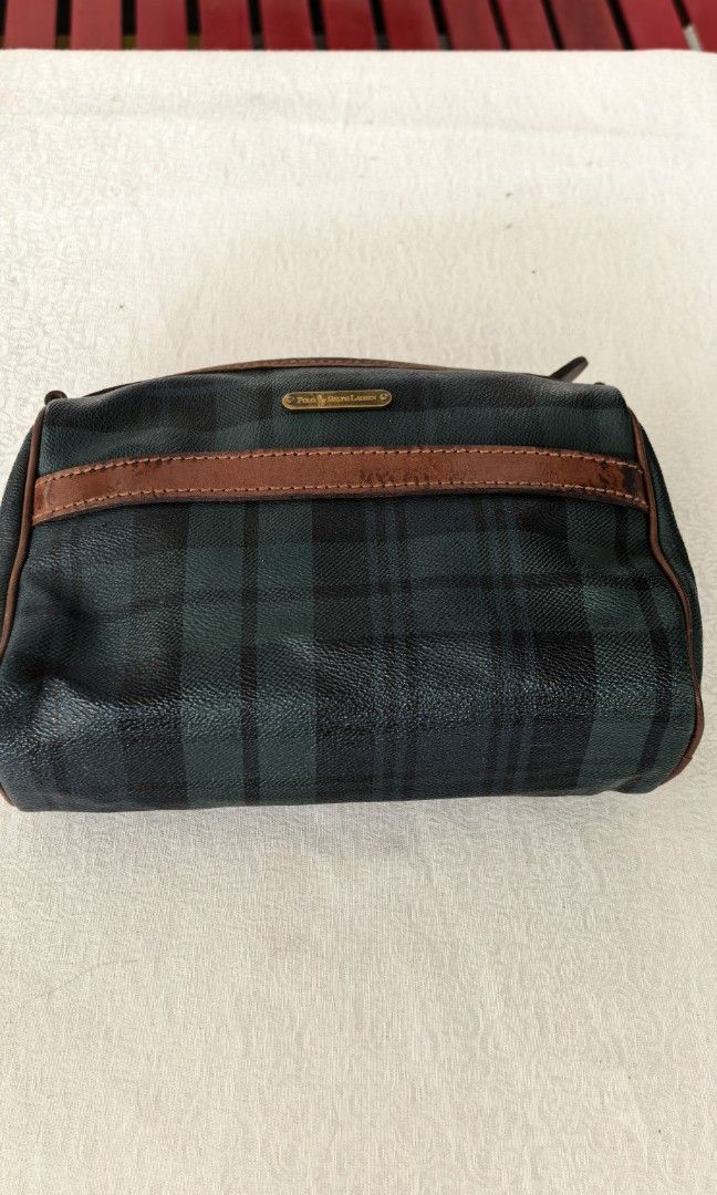 Rl vintage clutch bag (Category: Belt bags, Clutches and Pouches) located in Tuguegarao City. Submitted by zenphoenix-7ad615 (Listing ID 1466798769, Image 1). Description: Clutch bag 8.5 by 6.5 inches.