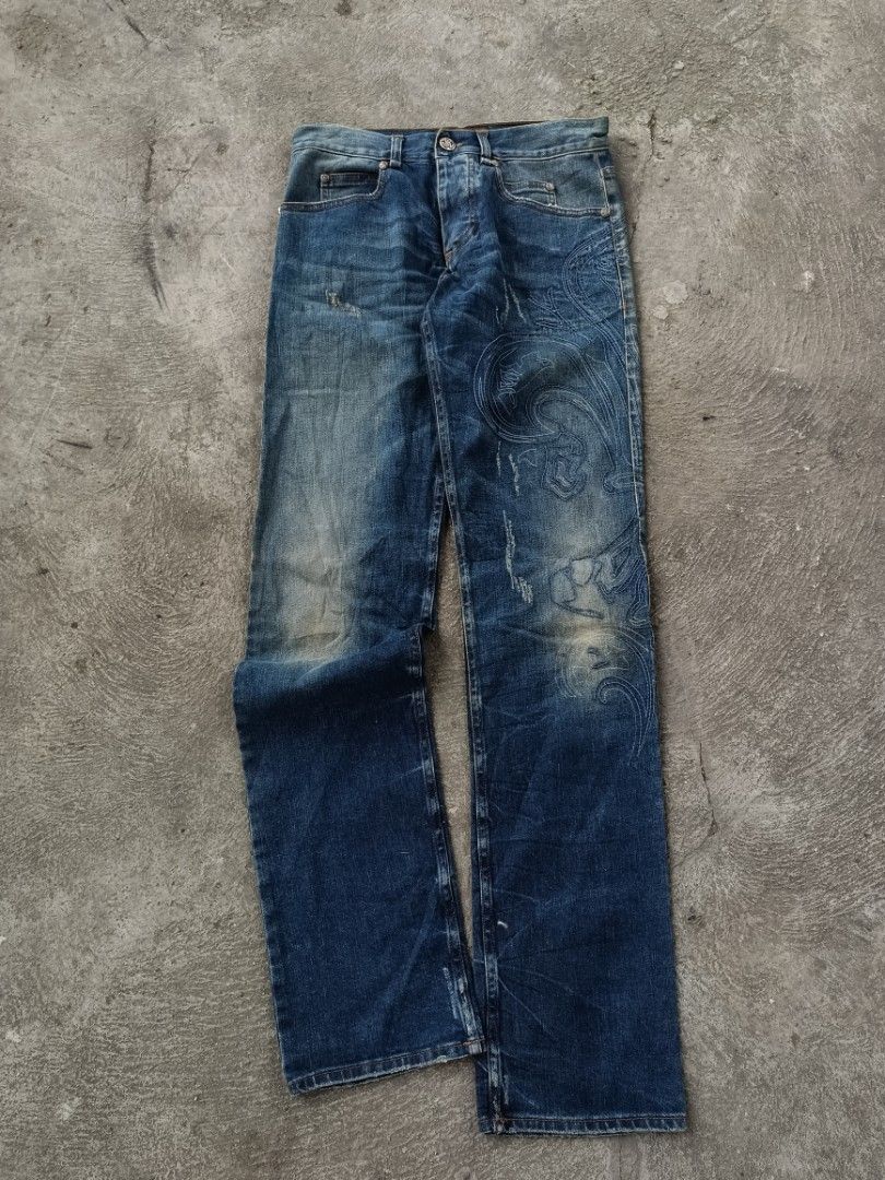 ROBERTO CAVALLI JEANS 2000's (Category: Luxury Apparel) located in Caloocan City. Submitted by neonfinds (Listing ID 1466871979, Image 1). Description: Good Condition Size 30 Waist 15 Length 43.