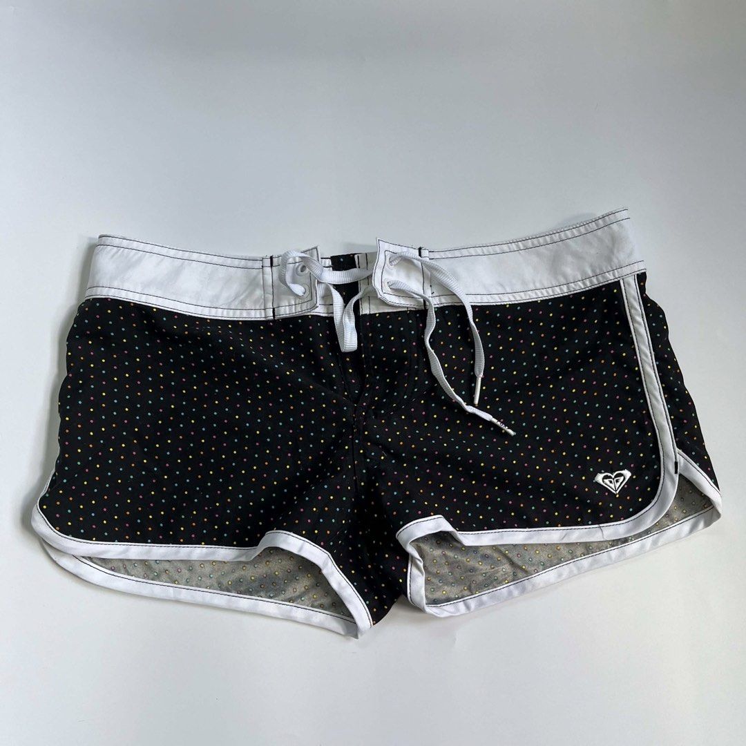 roxy board short swimwear (Category: Bikinis & Swimsuits) located in Guagua. Submitted by jloww.08 (Listing ID 1466840299, Image 1). Description: dm for deets size 28.