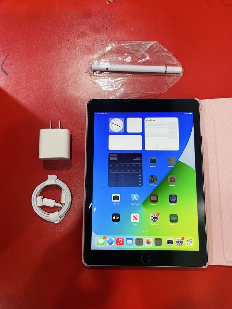 RUSH!! iPad Air 2 128gb Cellular+Wifi (Category: iPad) located in Manila. Submitted by hossingadgets (Listing ID 1466902581, Image 3). Description: For Sale Only, iPad Air 2 128gb Cellular+Wifi ✅Very Good Condition ✅Touch ID Working ✅Good Battery Health ✅Updated to iOS 15 ✅With free Rotating Case, Charger, Screen Protector and Stylus Pencil PM if interested, slightly negotiable.