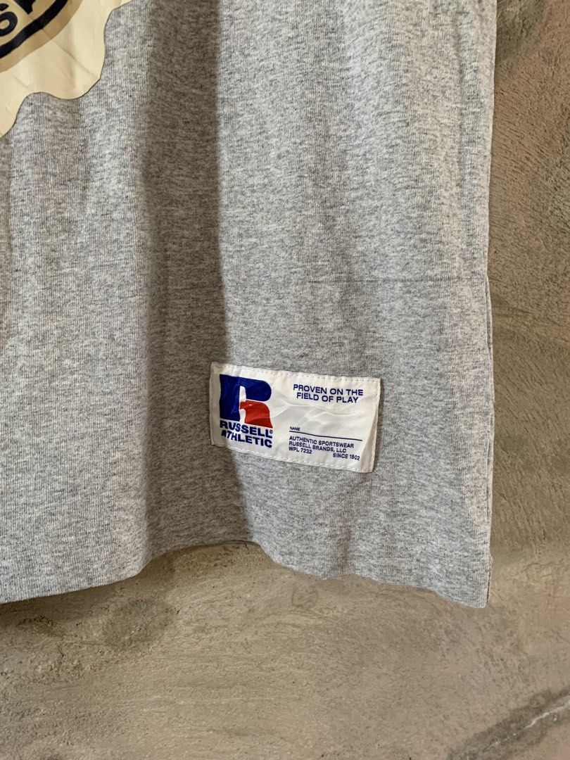 Russel athletic (Category: Activewear) located in Famy. Submitted by stuffxsogood. (Listing ID 1466853547, Image 3). Description: Russel athletic Medium 22x28 Good as new.