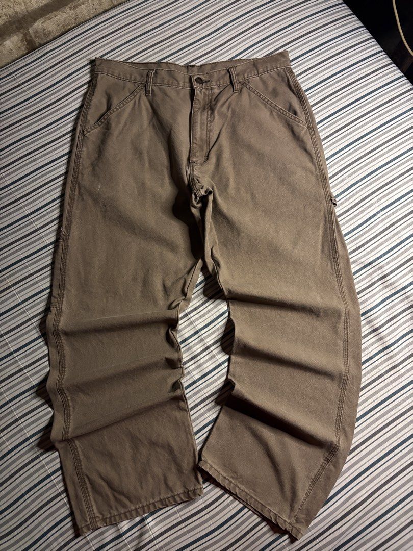 Rustler Carpenter Pants (Category: Jeans) located in Cabuyao City. Submitted by giothr1ft (Listing ID 1466894014, Image 2). Description: Waist: 33 Length: 40 Thigh: 14 Leg Hole: 9 .