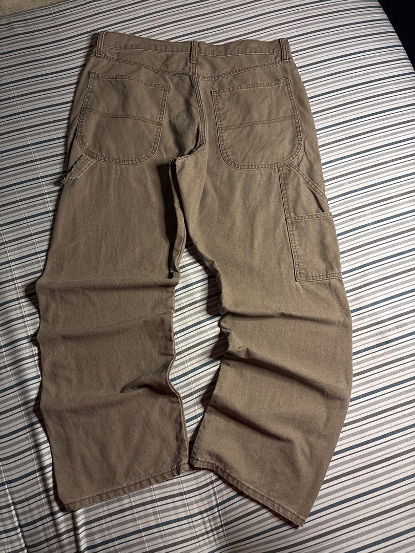 Rustler Carpenter Pants (Category: Jeans) located in Cabuyao City. Submitted by giothr1ft (Listing ID 1466894014, Image 1). Description: Waist: 33 Length: 40 Thigh: 14 Leg Hole: 9 .